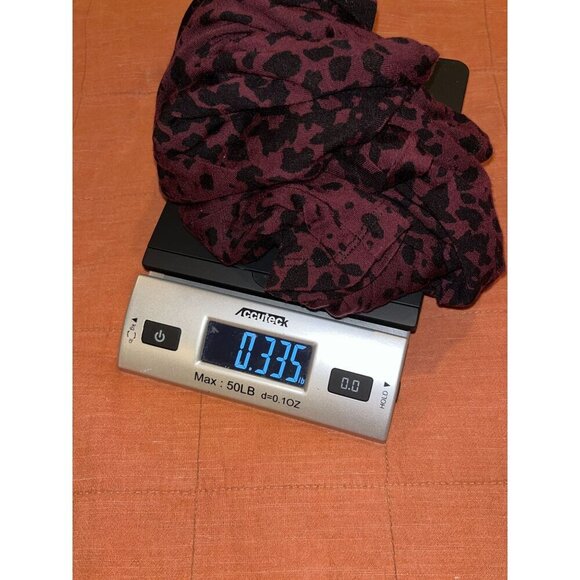 Vince Red Wysteria Leopard Print Long Sleeve Crew Neck Knit Top Women's Size XS - Picture 8 of 8